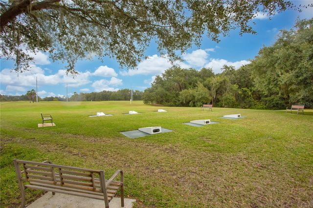 32520 W GOLF COURT, Leesburg, FL 34748