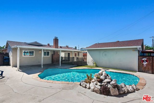 22301 Covello Street, Canoga Park, CA 91303