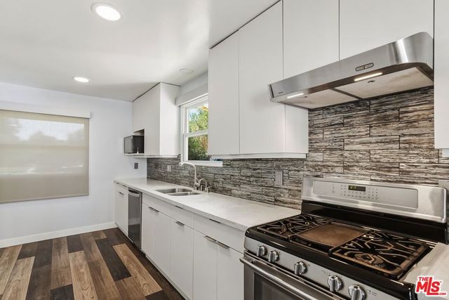 22301 Covello Street, Canoga Park, CA 91303