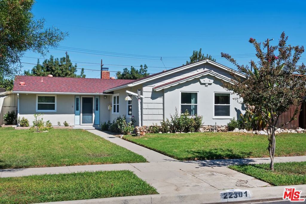 22301 Covello Street, Canoga Park, CA 91303