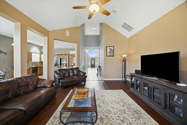 2205 Harborview Boulevard, Rowlett, TX 75088