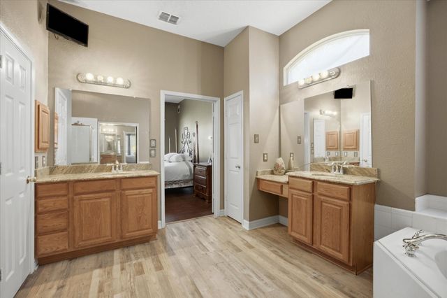 2205 Harborview Boulevard, Rowlett, TX 75088