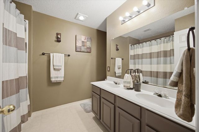 2205 Harborview Boulevard, Rowlett, TX 75088