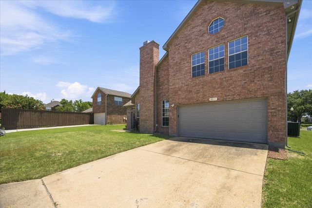2205 Harborview Boulevard, Rowlett, TX 75088