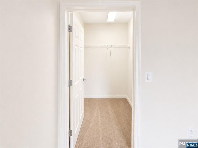 1 Orient W Orient 305, Rutherford, NJ 07070