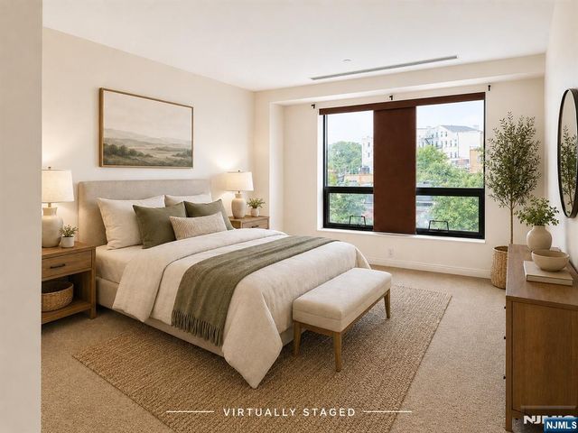 1 Orient W Orient 305, Rutherford, NJ 07070