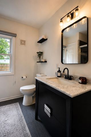 609 W North Street, Crown Point, IN 46307