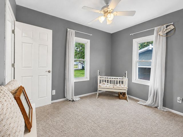 609 W North Street, Crown Point, IN 46307