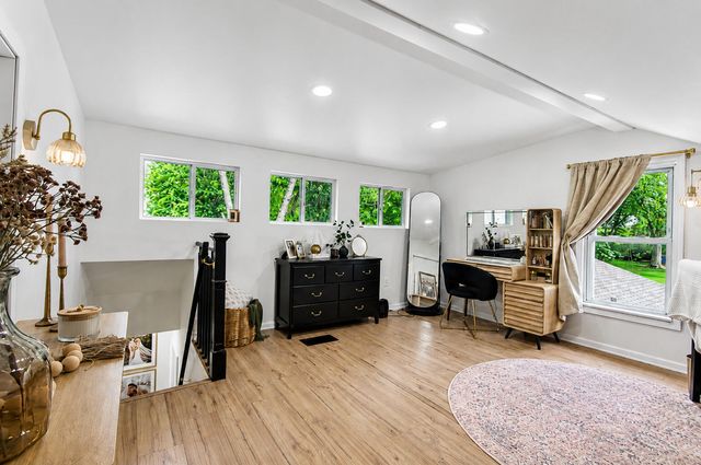 609 W North Street, Crown Point, IN 46307