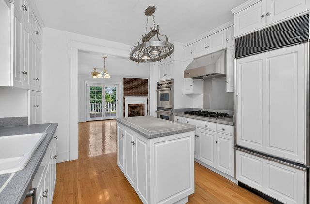 319 N Lincoln Street, Hinsdale, IL 60521