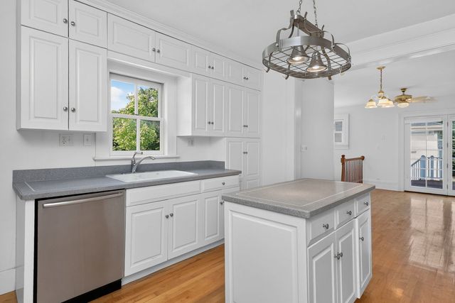 319 N Lincoln Street, Hinsdale, IL 60521