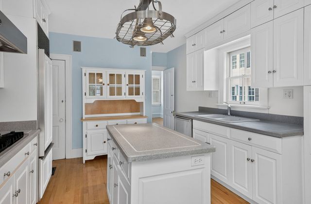 319 N Lincoln Street, Hinsdale, IL 60521
