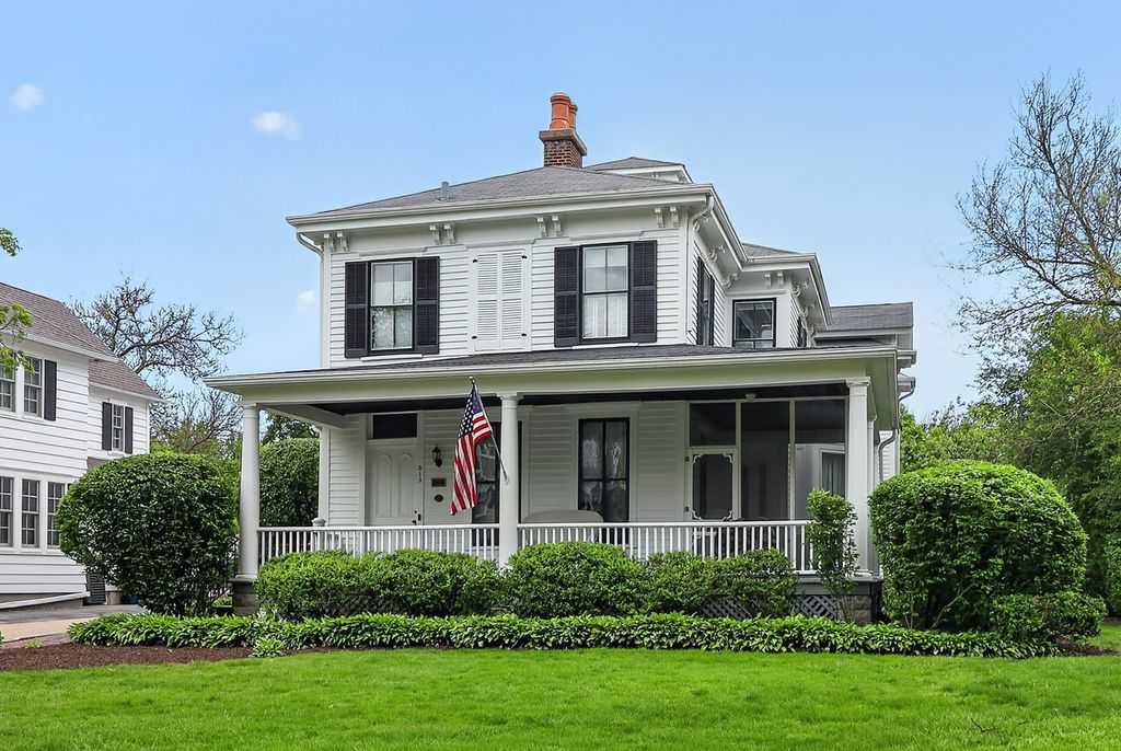 319 N Lincoln Street, Hinsdale, IL 60521