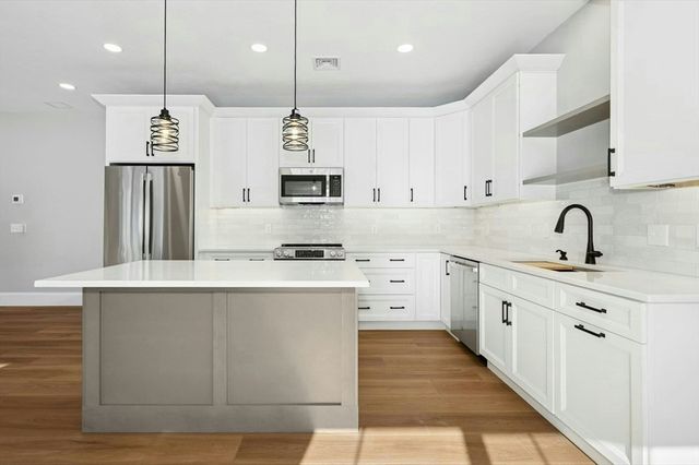 2-B Wilson Road B, Millbury, MA 01527