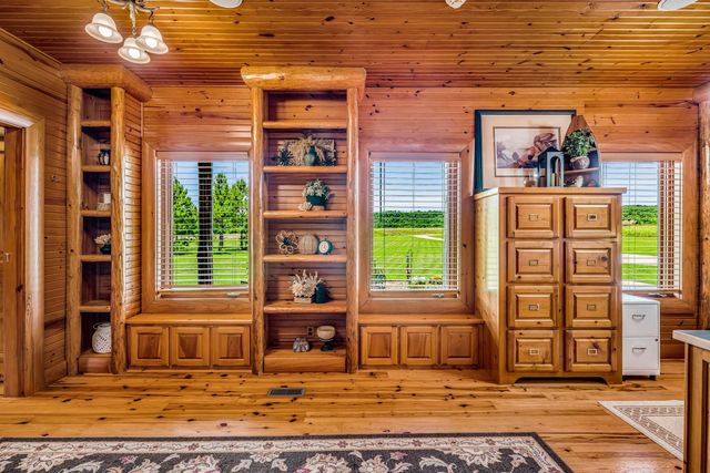 644 Northfork Village Road, Tecumseh, MO 65760