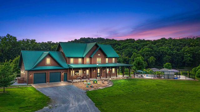 644 Northfork Village Road, Tecumseh, MO 65760