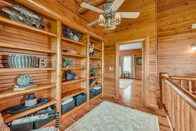 644 Northfork Village Road, Tecumseh, MO 65760