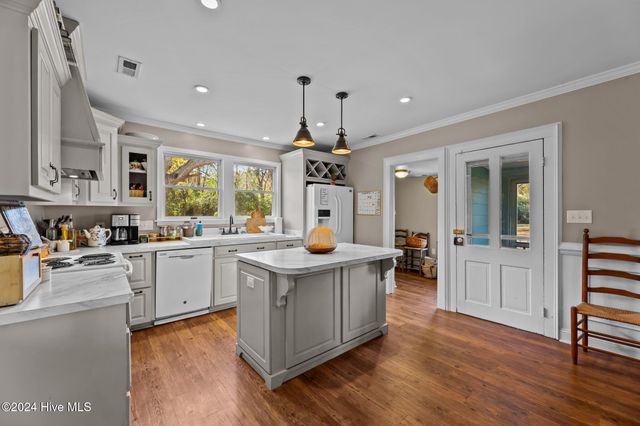 1247 Main St Ex Street, Aurora, NC 27806