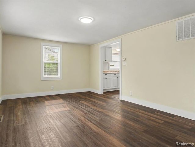 5104 Esta Drive, Flint, MI 48506
