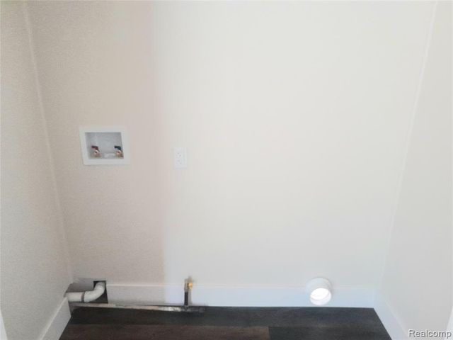 5104 Esta Drive, Flint, MI 48506