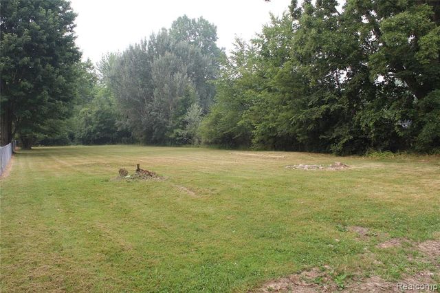 5104 Esta Drive, Flint, MI 48506