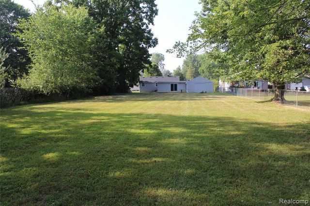 5104 Esta Drive, Flint, MI 48506