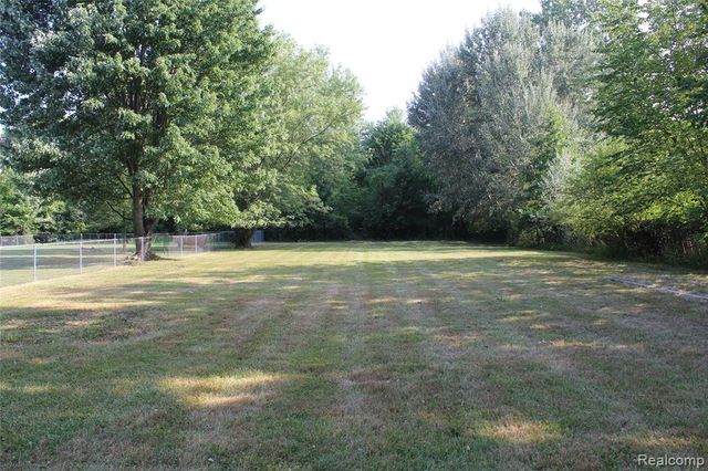 5104 Esta Drive, Flint, MI 48506