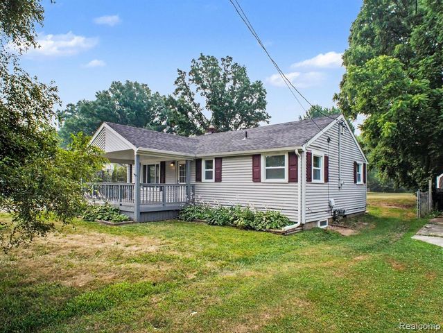 5104 Esta Drive, Flint, MI 48506