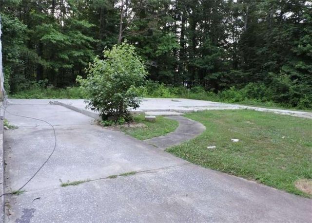 28 Pine Cone Court, South Fulton, GA 30349