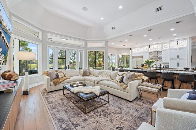 7881 Old Marsh Road, Palm Beach Gardens, FL 33418