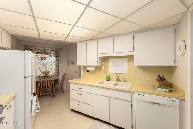 17218 N 106TH Avenue, Sun City, AZ 85373