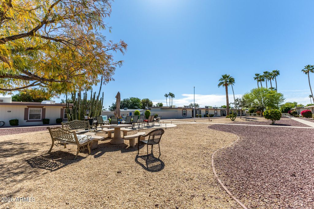 Image 34 of property listing at 17218 N 106TH Avenue, Sun City, AZ 85373