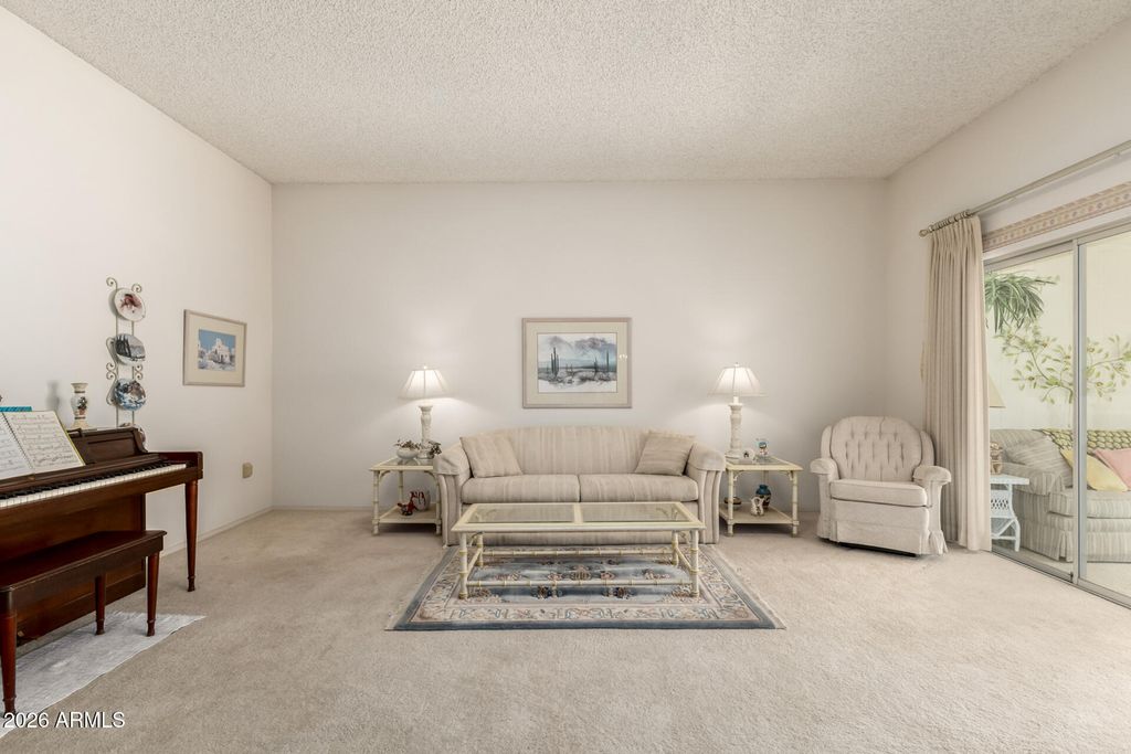 Image 8 of property listing at 17218 N 106TH Avenue, Sun City, AZ 85373