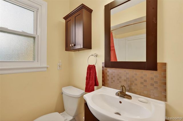 10960 Heather Lane, Whitmore Lake, MI 48189