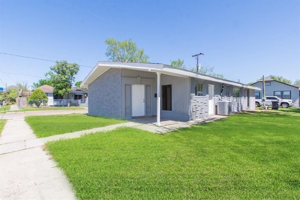 312 N Gaillard Street, Baytown, TX 77520