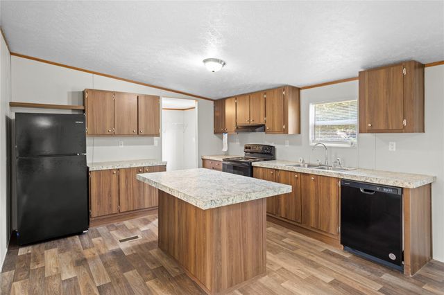 16889 Springfield Drive, Conroe, TX 77302