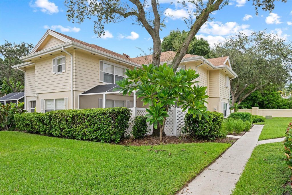 8126 Sedgewick Court 26d, Lake Clarke Shores, FL 33406