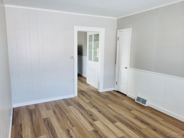 721 Lyon Street, Saginaw, MI 48602