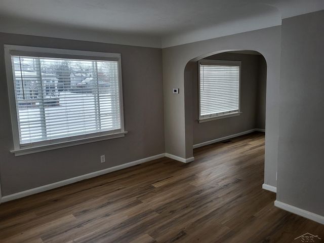 721 Lyon Street, Saginaw, MI 48602