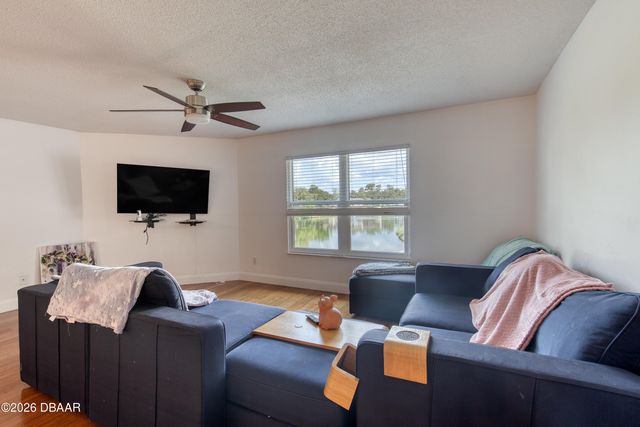 105 Deer Lake Circle, Ormond Beach, FL 32174