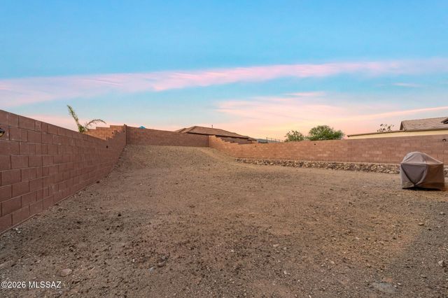 13073 E Cembeline Lane, Tucson, AZ 85747