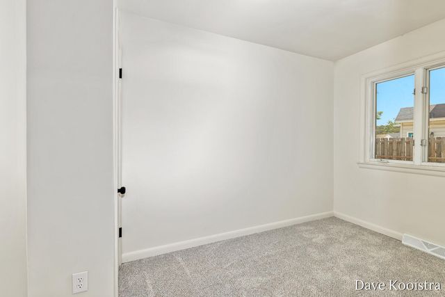 2530 De Hoop Avenue Sw, City Of Wyoming, MI 49509
