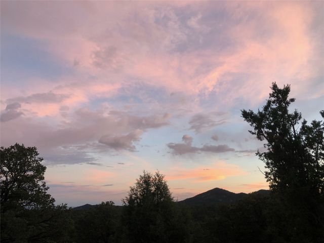 29 Sendero Alto, Santa Fe, NM 87505