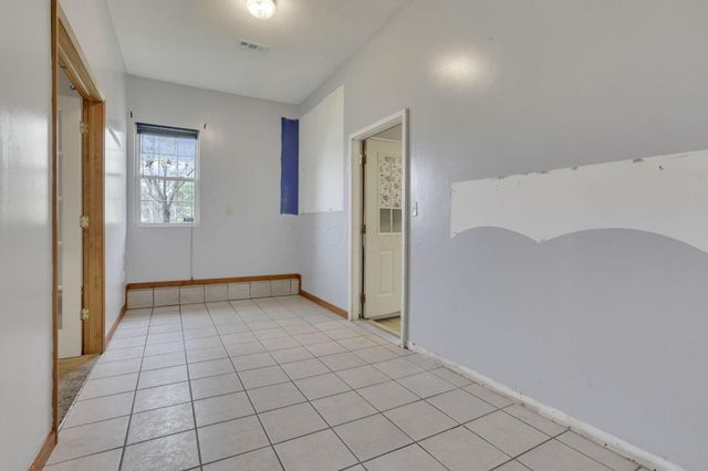 3243 Dixon Road SW, Pataskala, OH 43062