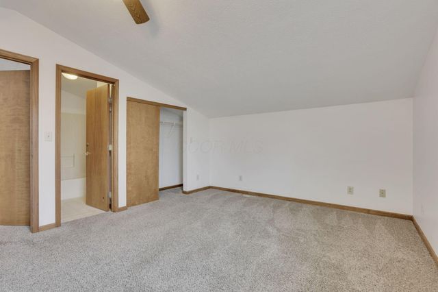3243 Dixon Road SW, Pataskala, OH 43062