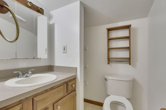 3243 Dixon Road SW, Pataskala, OH 43062
