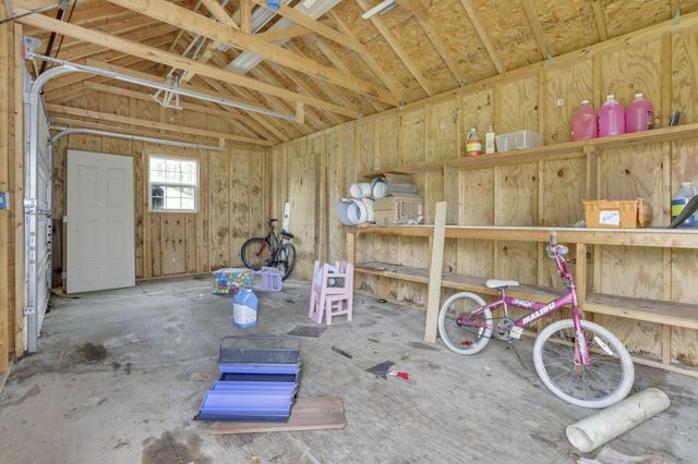 3243 Dixon Road SW, Pataskala, OH 43062