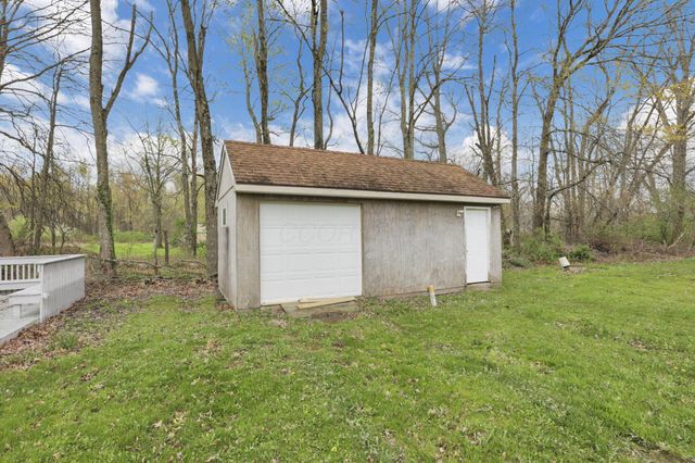 3243 Dixon Road SW, Pataskala, OH 43062