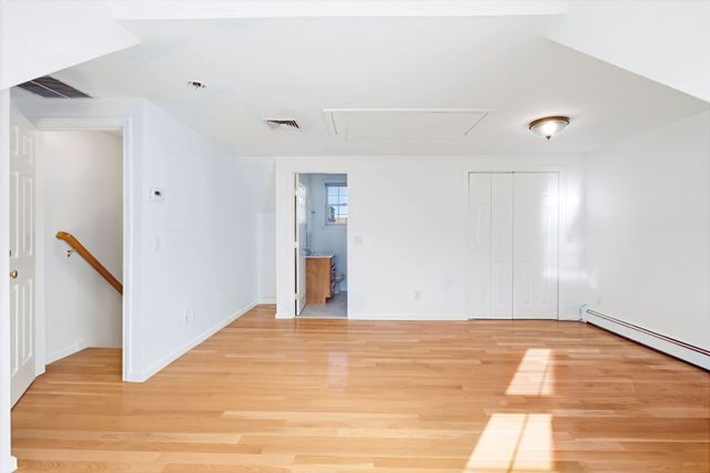 174 Everett St, Boston, MA 02128