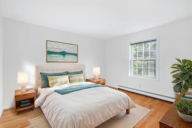 174 Everett St, Boston, MA 02128